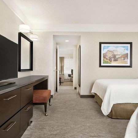 Embassy Suites By Hilton Chicago North Shore Диърфийлд Екстериор снимка