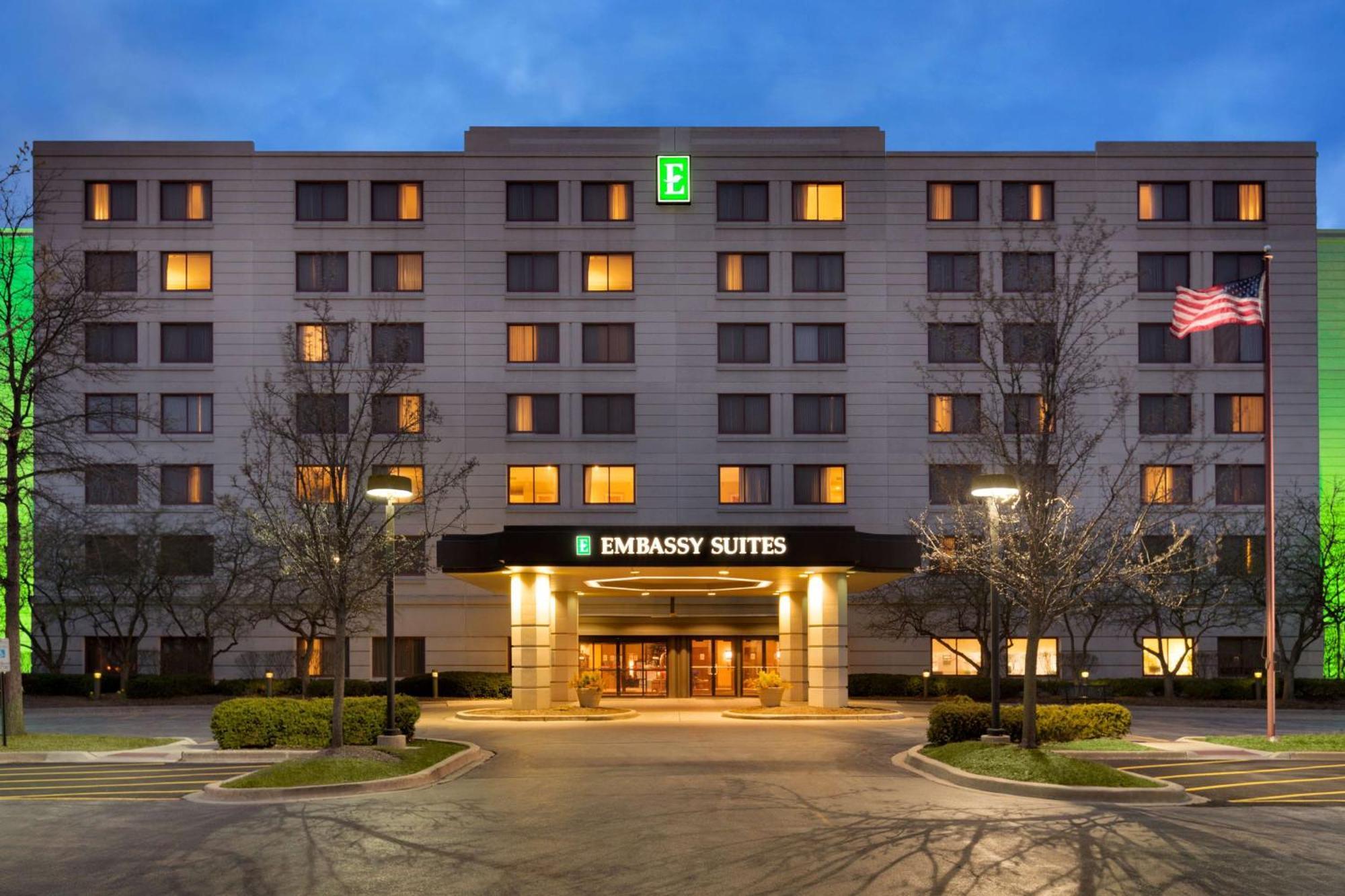 Embassy Suites By Hilton Chicago North Shore Диърфийлд Екстериор снимка